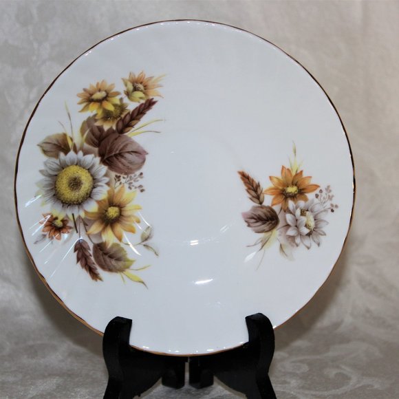 Vintage Royal Minster Cup & Saucer with Yellow and White Floral w/Gold Trim - Picture 4 of 15